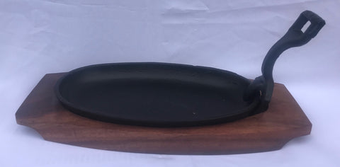 OVAL SIZZLER WITH WOODEN BASE 13"