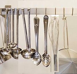 Kitchen & Utensils