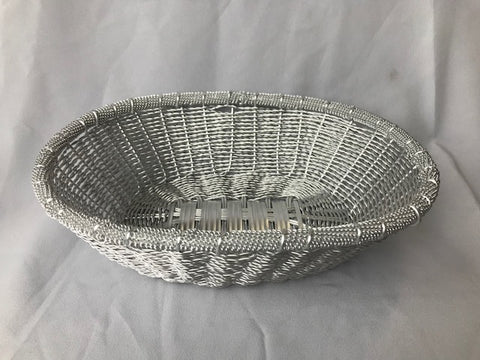 WIRE OVAL BASKET IN SILVER POLISH